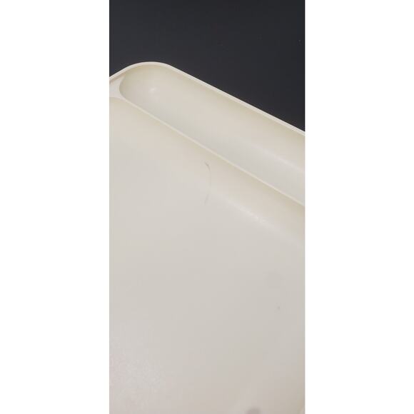 Vintage Tupperware Picnic Cafeteria Dinner/Lunch Divided Trays, Set of 4 - Picture 3 of 4